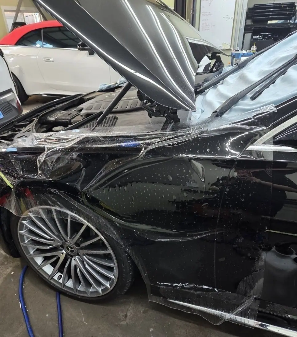 벤츠 S500 전체 PPF 시공 중