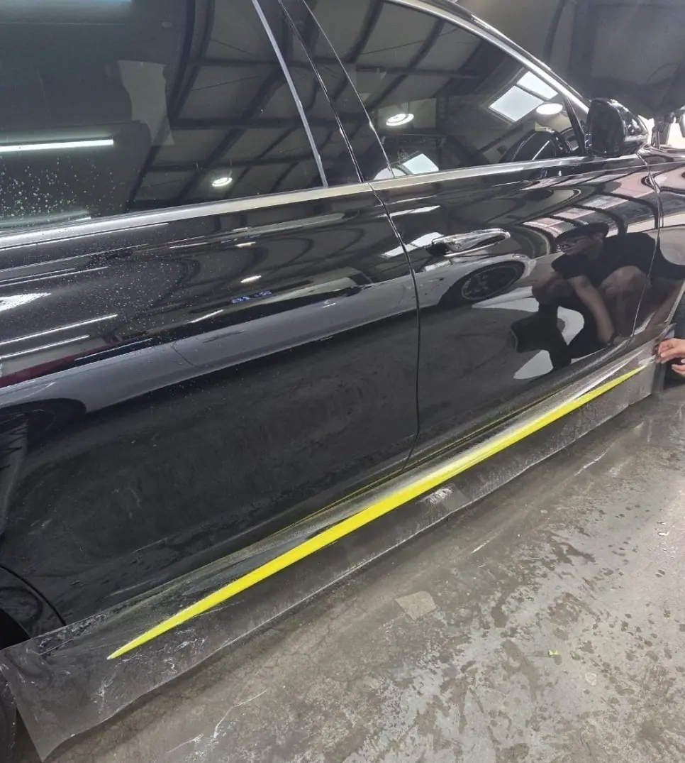 벤츠 S500 전체 PPF 시공 중