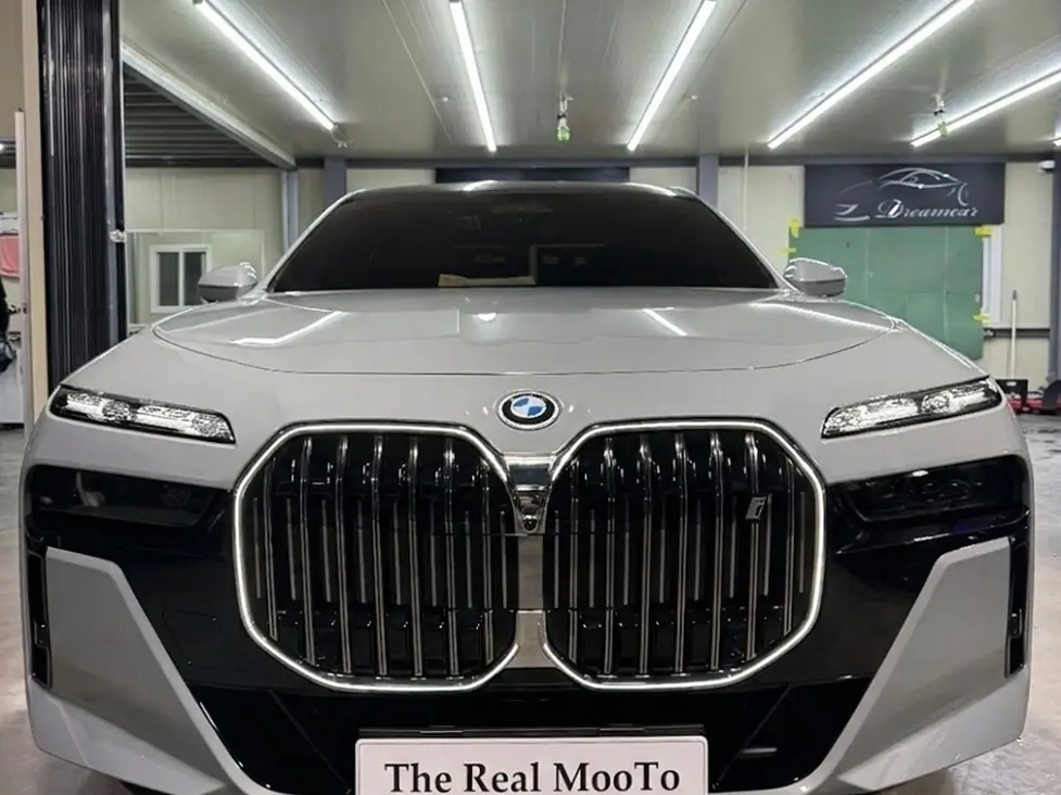 BMW i7 전체 PPF 시공 사례