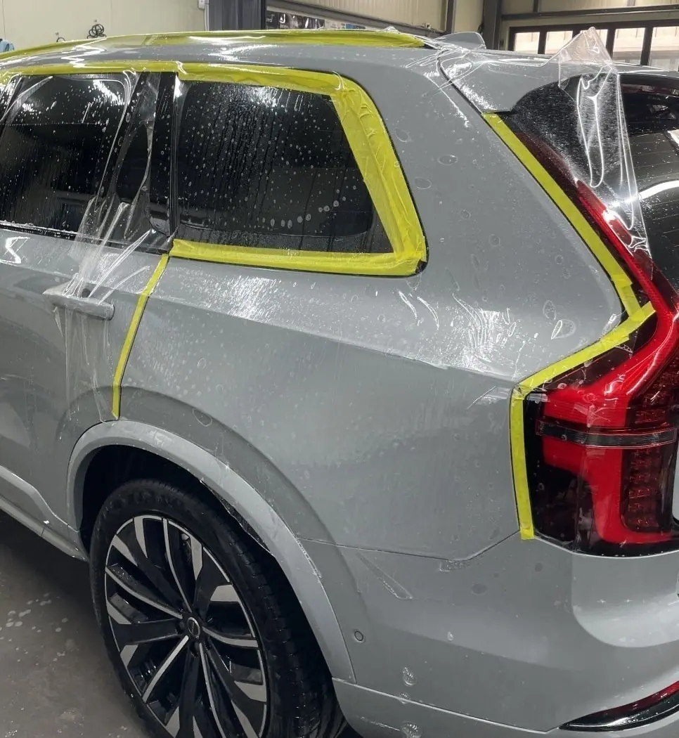볼보 XC90 T8 전체 PPF 시공 중